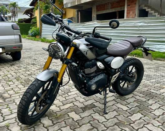 TRIUMPH SCRAMBLER 400 X 